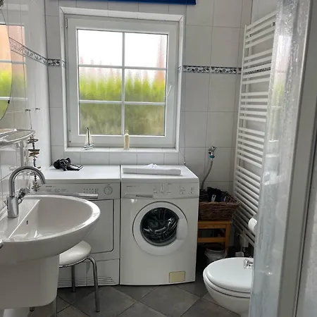 Deichbrise Nyaraló *